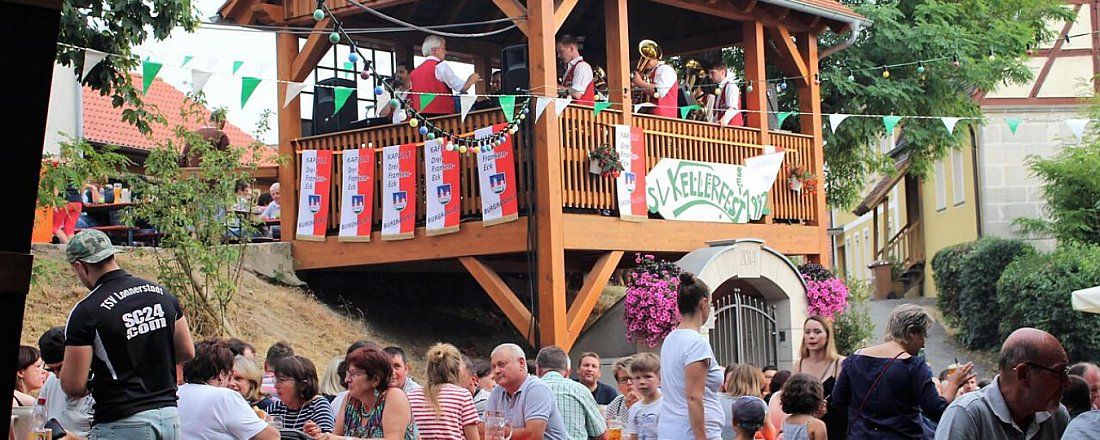Lonnerstadter Kellerfest lockt die Massen an