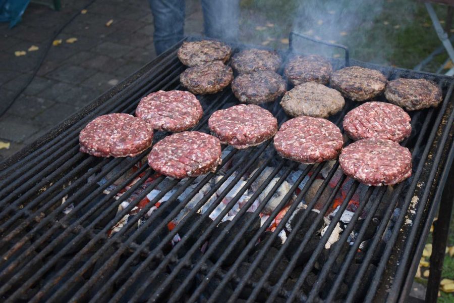 Burgerabend des TSV ein voller Erfolg