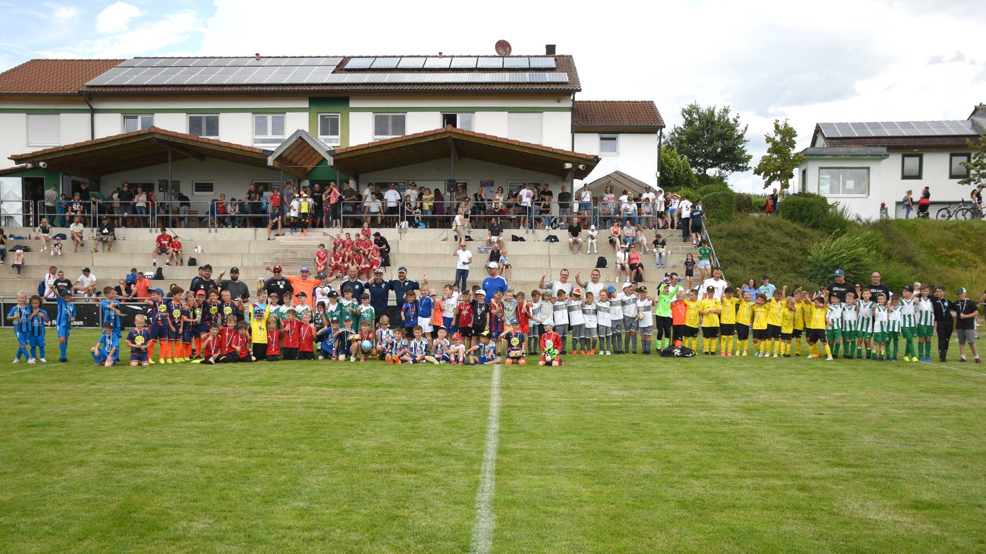 Der TSV Sommer Cup – das Jugend&shy;fußball&shy;turnier für Mädels und Jungs