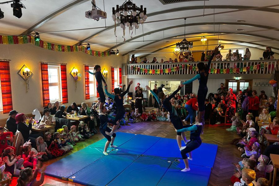 Närrisches Treiben im Sonnensaal: TSV Lonnerstadt feiert großen Kinderfasching